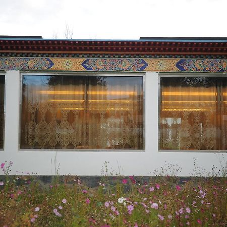 Xigaze Wanrun International Resort Hotel In Tibet المظهر الخارجي الصورة