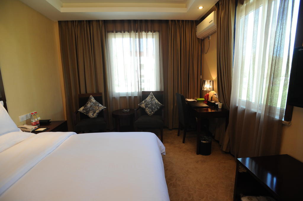 Xigaze Wanrun International Resort Hotel In Tibet الغرفة الصورة