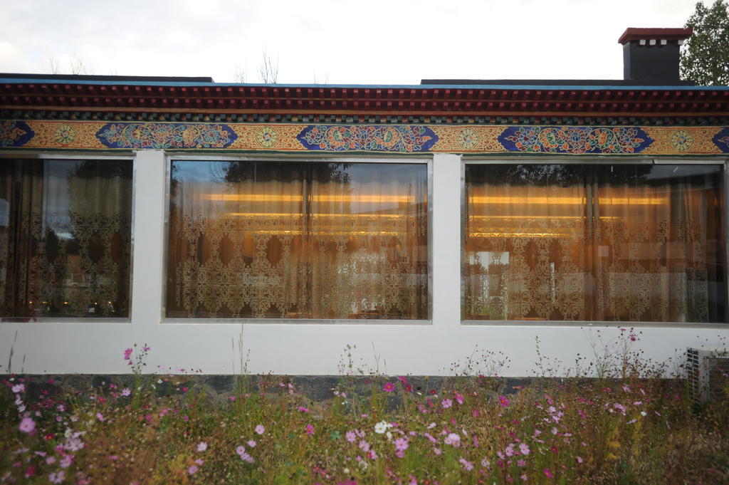 Xigaze Wanrun International Resort Hotel In Tibet المظهر الخارجي الصورة