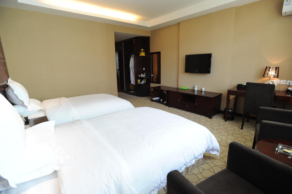 Xigaze Wanrun International Resort Hotel In Tibet الغرفة الصورة
